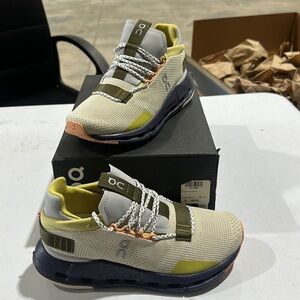 Women’s ON Cloud - Cloudnova  - Cream/Camo - Size 6.5